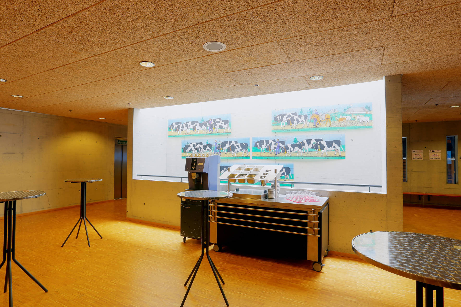Salle - foyer apéritif Espace Gruyère Bulle